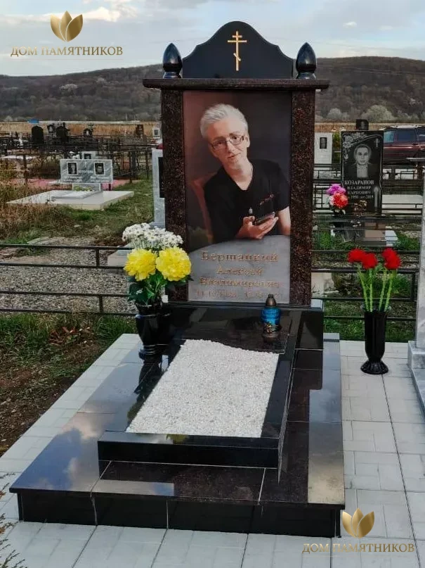 Элитный памятник Портрет 25